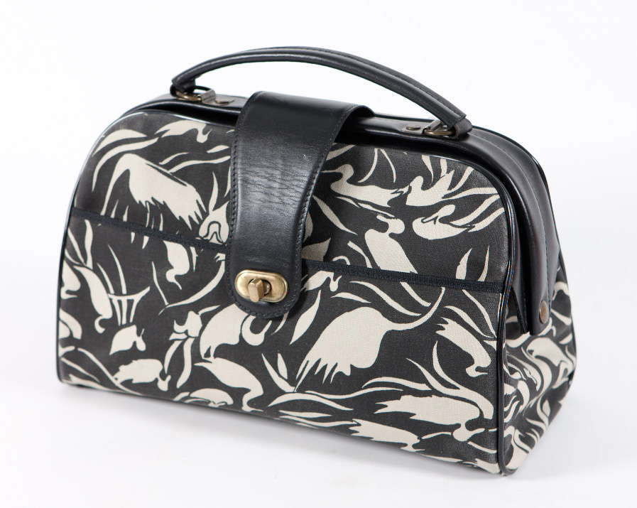 Starfish Black Swan Bag using Duckpond Design (D36)